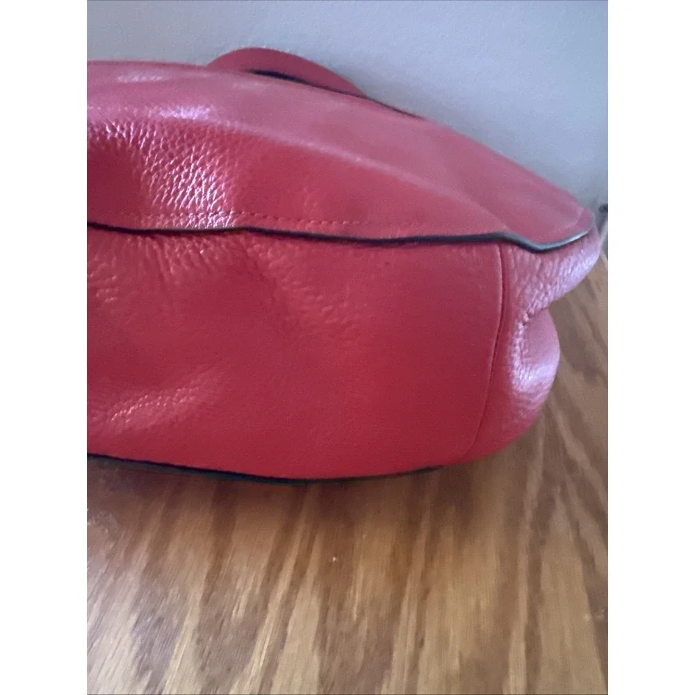 Coach Elle Hobo Bag Medium Red Pebbled Leather Shoulder Bag F31399 Hang Tag